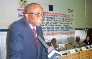 1- le ministre Isidore Gnonlonfoun appelle...