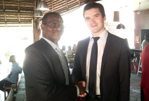 Jean-Claude Hounmènou et le président de l’USTI-France, le professeur Hervé Riou