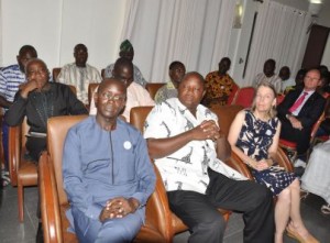 Sous le regard des ambassadeurs de l'Allemagne et des Etats-Unis au Bénin et les invités